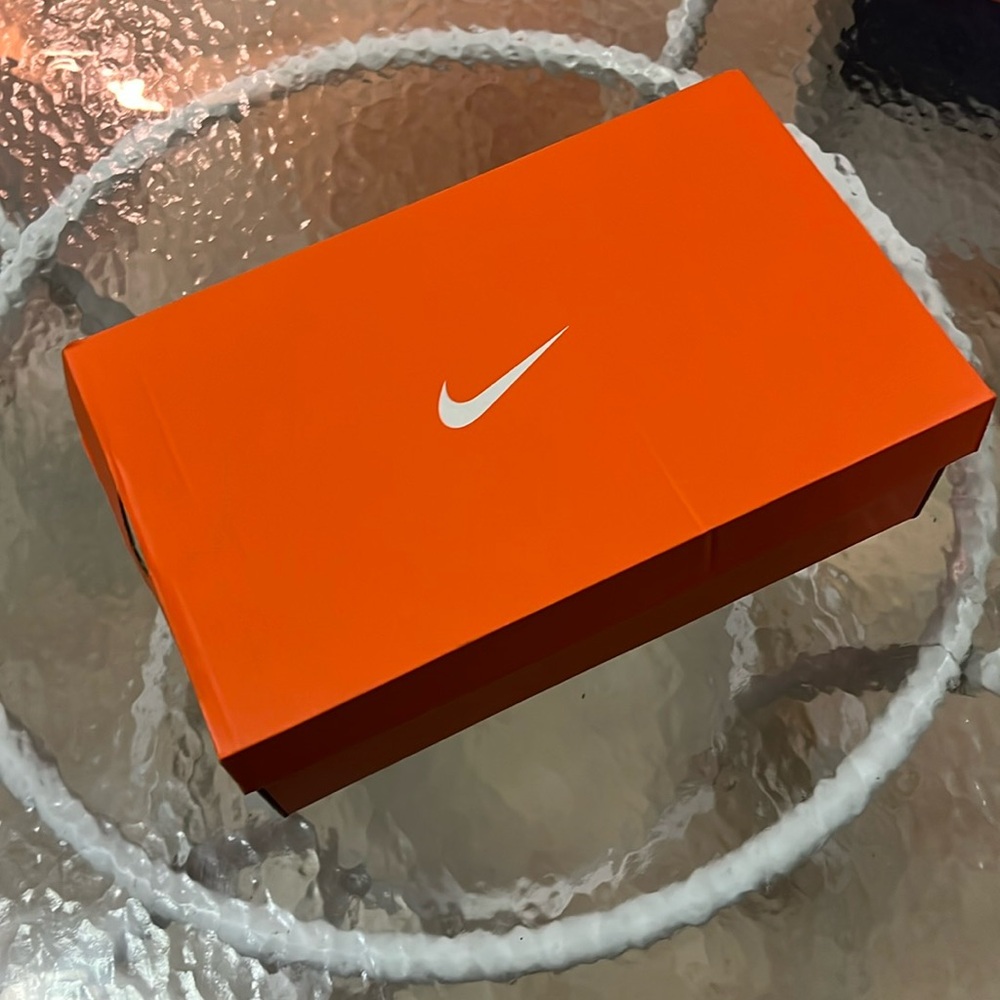 💯Nike orange shoe empty shoe box🧡